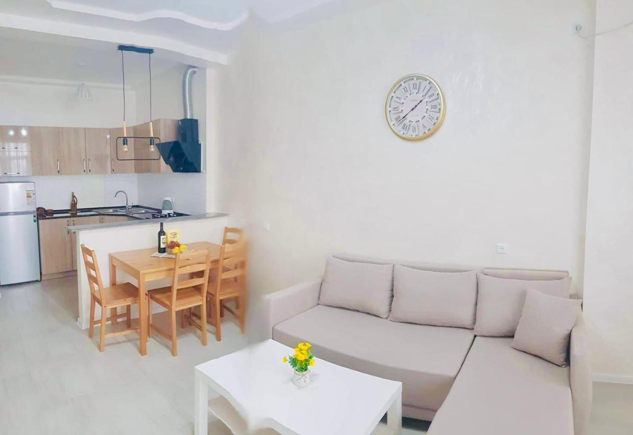 Tameo Apartment Batum Dış mekan fotoğraf