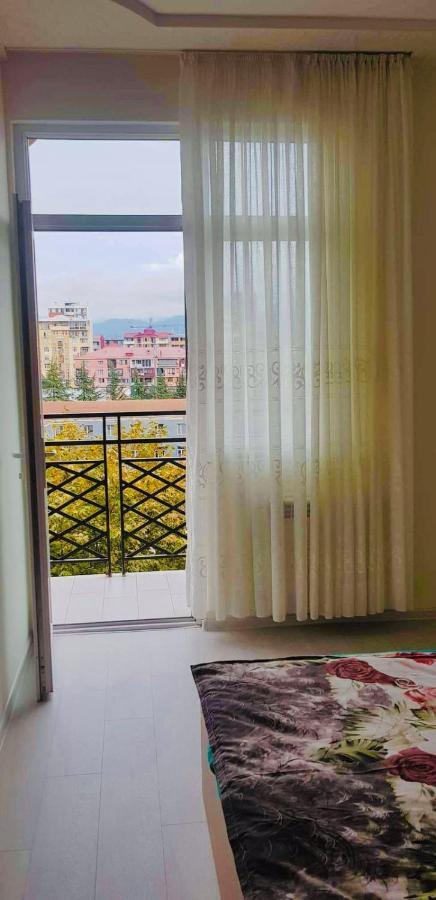 Tameo Apartment Batum Dış mekan fotoğraf